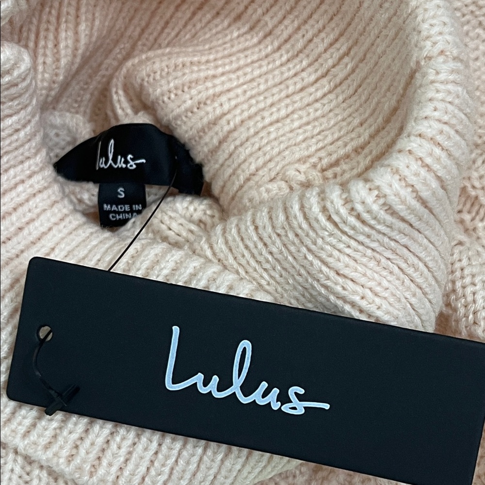NWT Lulus Cable Knit Cream Turtleneck and Matching Skirt - Picture 4 of 7
